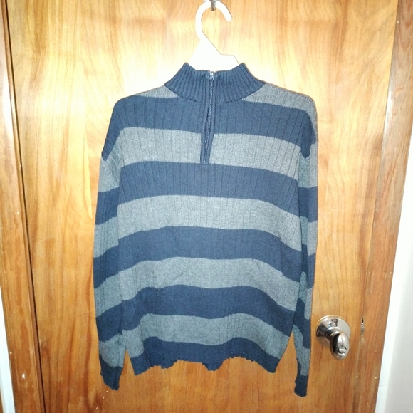 XG Boys Sweater ~ Size Medium 10/12 ~ Stripes blue/grey ~ - Picture 6 of 6